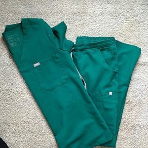 Hunter green FIGS scrub set